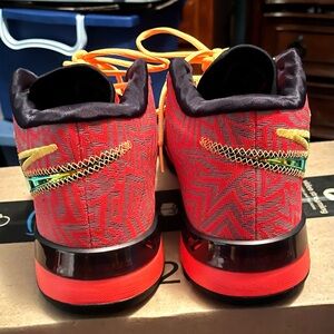 Men’s size 11.5 Nike LeBron James Nxxt Genesis Crimson Red basketball shoes!